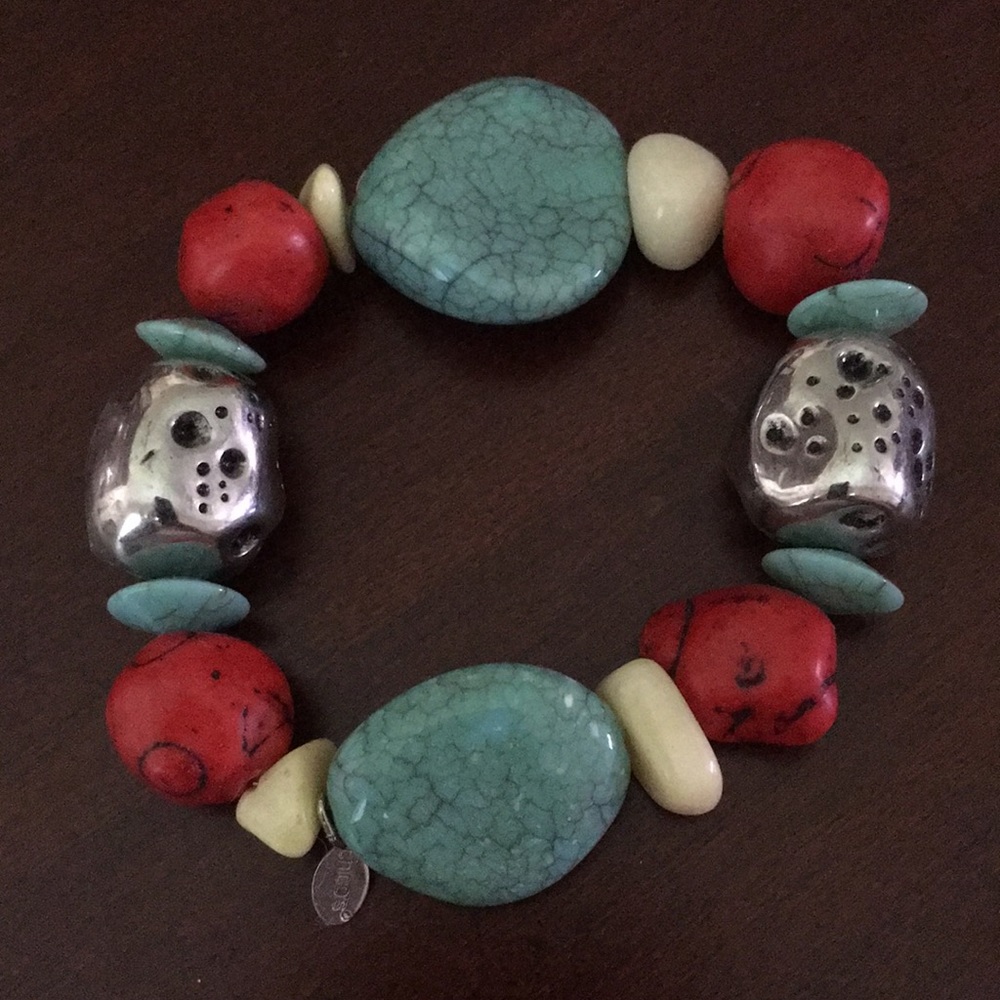 Chico’s elastic stone and bead bracelet